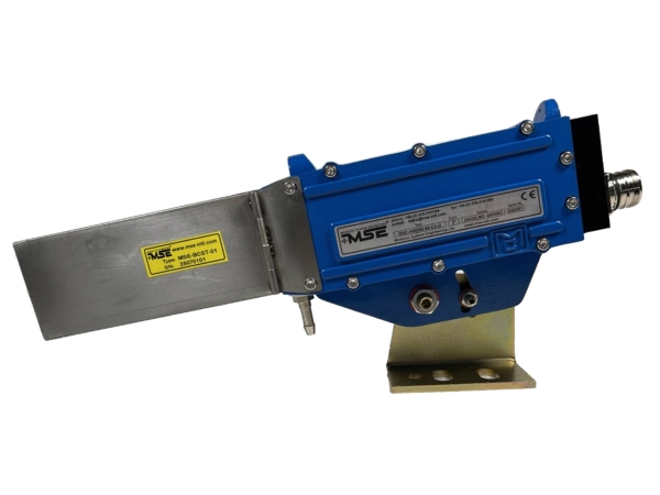 An MSE-BCT-01 Extension Tube mounted on a MSE-HMD85 Digital Hot Metal Detector